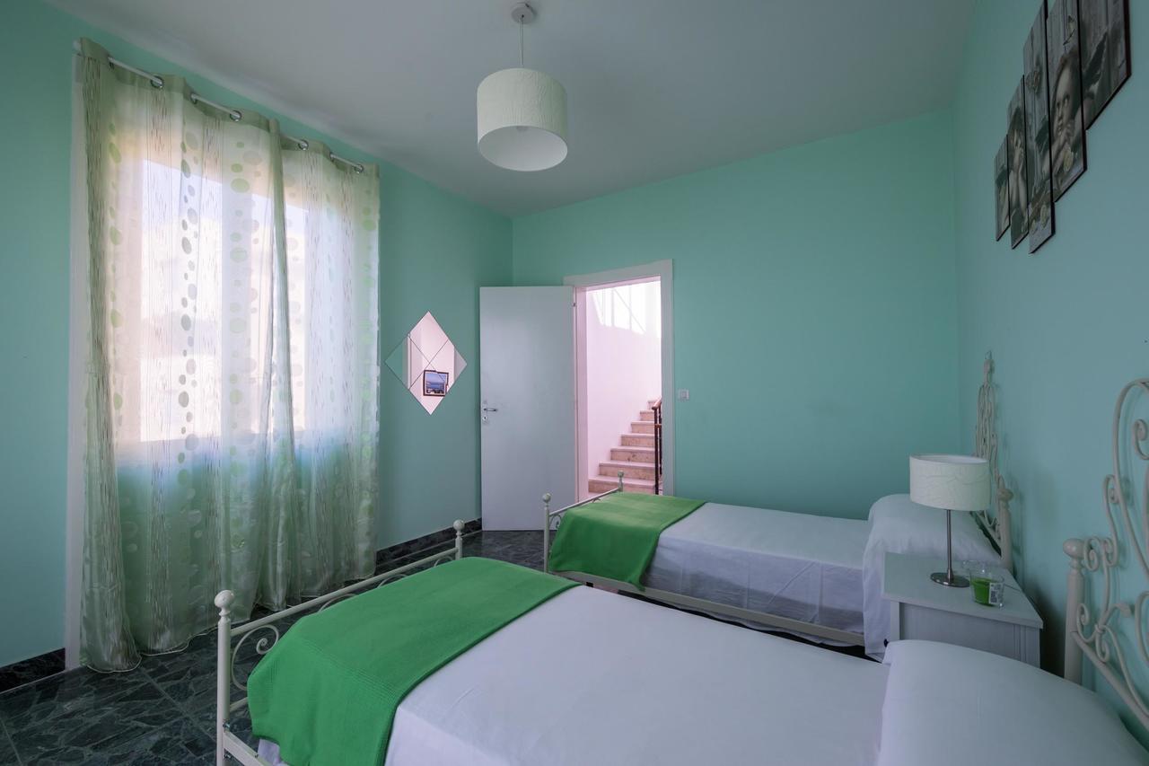 La Casa Di Eolo Bed & Breakfast Villa San Giovanni Bagian luar foto